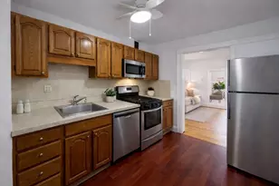 2001 Commonwealth Ave, Boston, MA 02135 - Photo 4