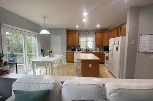 46 Tulip Cir, Grafton, MA 01560 - Photo 34