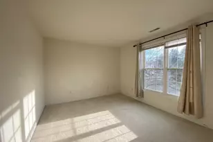 46 Tulip Cir, Grafton, MA 01560 - Photo 20