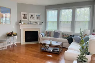 46 Tulip Cir, Grafton, MA 01560 - Photo 2