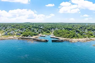 12 Andrews St, Gloucester, MA 01930 - Photo 2
