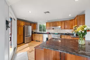 12 Andrews St, Gloucester, MA 01930 - Photo 4