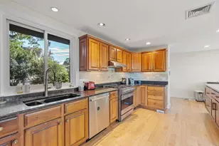 12 Andrews St, Gloucester, MA 01930 - Photo 6