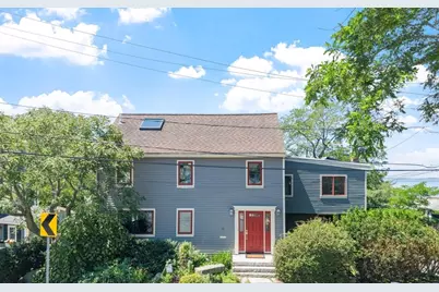 12 Andrews Street, Gloucester, MA 01930 - Photo 2