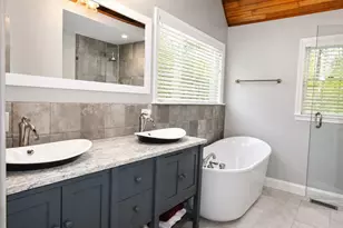 352 North Ave, Rochester, MA 02770 - Photo 18