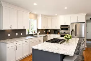 352 North Ave, Rochester, MA 02770 - Photo 8