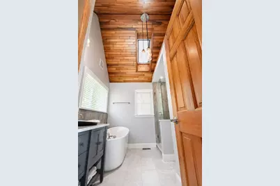 352 North Ave, Rochester, MA 02770 - Photo 20