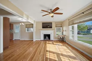 210 Winton St, Springfield, MA 01118 - Photo 14