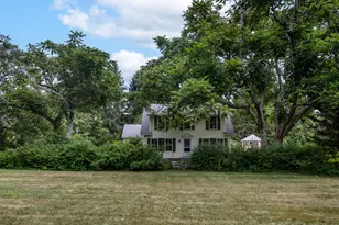 37 Ned's Point Rd, Mattapoisett, MA 02739 - Photo 2