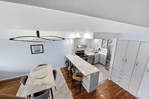 60 Brackett Pl, Marblehead, MA 01945 - Photo 14