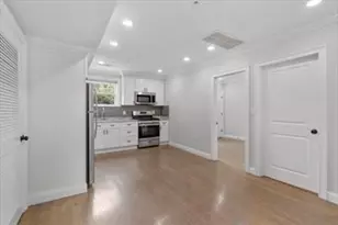 33 Merriam, Somerville, MA 02143 - Photo 2