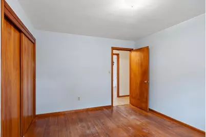11 Cromie St, Clinton, MA 01510 - Photo 8