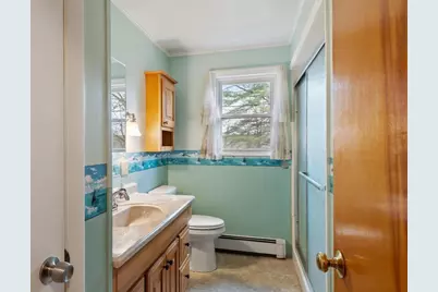 11 Cromie St, Clinton, MA 01510 - Photo 12
