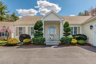7 Judith Ann Cir, Rehoboth, MA 02769 - Photo 2