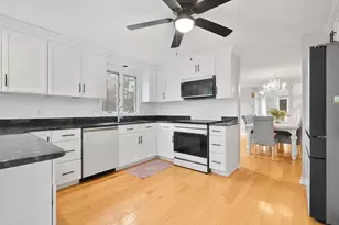 10 Jethol Dr, Freetown, MA 02702 - Photo 14