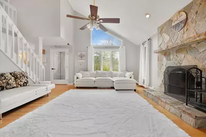 10 Jethol Dr, Freetown, MA 02702 - Photo 6