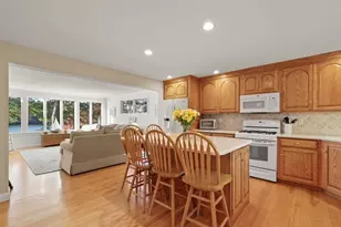 31 Larkspur Ln (Pond Front), Plymouth, MA 02360 - Photo 14