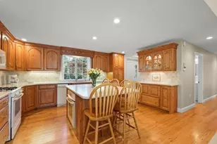 31 Larkspur Ln (Pond Front), Plymouth, MA 02360 - Photo 16