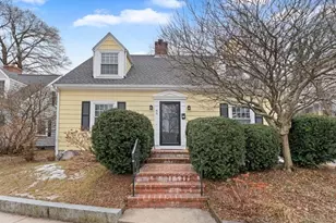 40 Lake Shore Rd, Boston, MA 02135 - Photo 2