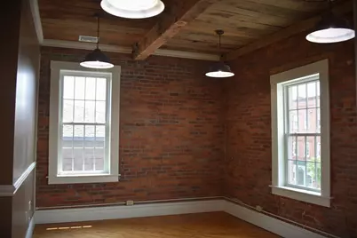 270 Pleasant Street, Northampton, MA 01060 - Photo 2