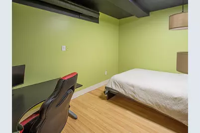 270 Pleasant Street, Northampton, MA 01060 - Photo 22