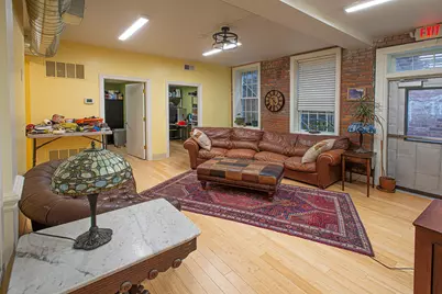 270 Pleasant Street, Northampton, MA 01060 - Photo 18
