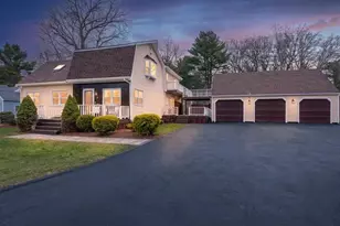 17 Weaver St, Wareham, MA 02576 - Photo 1