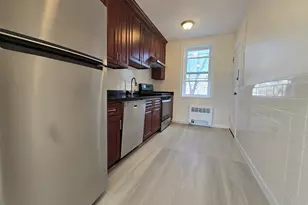 183 Kent, Brookline, MA 02445 - Photo 2