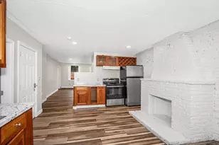 114 Appleton St, Lowell, MA 01852 - Photo 4