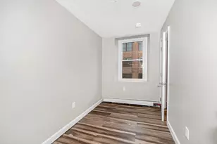 114 Appleton St, Lowell, MA 01852 - Photo 12