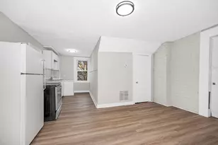 110 Appleton St, Lowell, MA 01852 - Photo 2