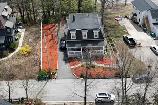 17 Fairview St, Fitchburg, MA 01420 - Photo 4