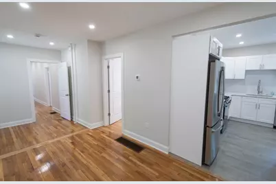 11 Mount Pleasant St #1, Waltham, MA 02452 - Photo 32
