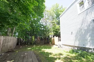 11 Mt Pleasant St, Waltham, MA 02452 - Photo 40