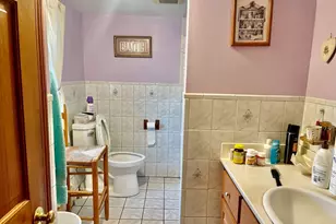 72 N Wheaton Ave, Seekonk, MA 02771 - Photo 14