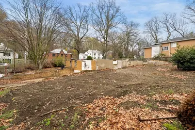 73 Beverly Road, Brookline, MA 02467 - Photo 4