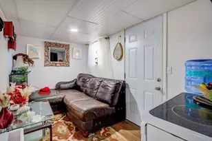 546 Snell St, Fall River, MA 02721 - Photo 18