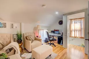 546 Snell St, Fall River, MA 02721 - Photo 10