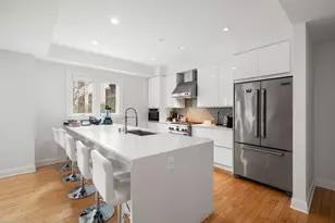 201 Freeman St, Brookline, MA 02446 - Photo 6