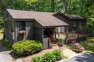 32 Fern St, Concord, MA 01742 - Photo 2