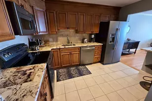2001 Marina Dr, Quincy, MA 02171 - Photo 10