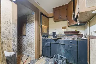 147 Plymouth St, Carver, MA 02330 - Photo 6