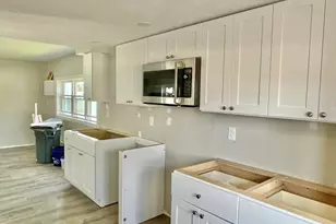 131 Washington St, Foxboro, MA 02035 - Photo 4