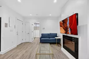 12 Melrose St, Boston, MA 02116 - Photo 18