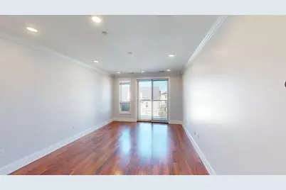 87 Medford St #215, Medford, MA 02155 - Photo 4