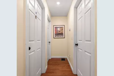 883 Grinnell St, Fall River, MA 02721 - Photo 12