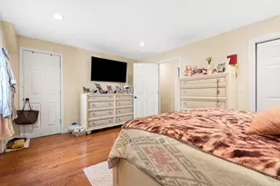 883 Grinnell St, Fall River, MA 02721 - Photo 8