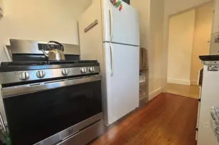 31 Park St, Brookline, MA 02446 - Photo 6