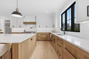 5 Lisa St, Burlington, MA 01803 - Photo 8