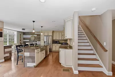 32-1/2 E Howland Rd, Freetown, MA 02717 - Photo 18